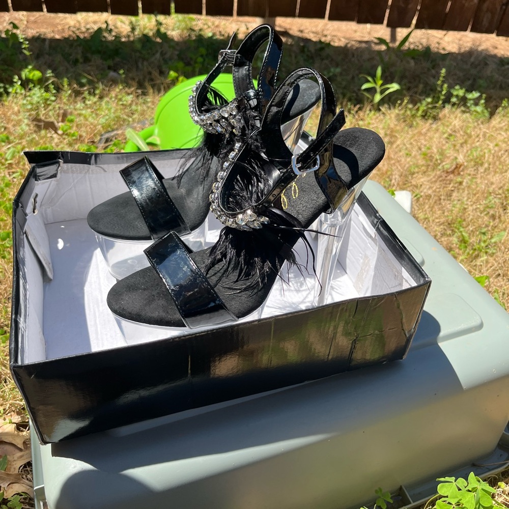 Pleasure heels